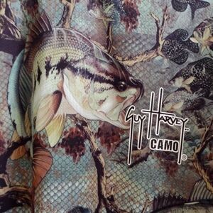 Harvey camo fishing shirt men's large